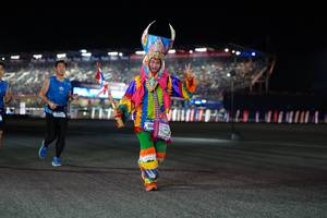 BIB: 684
                            <button type="button" onclick="openModal(19599235)" class="btn btn-primary btn-sm float-right btn-popup" data-toggle="modal" data-target=".modal-high-quality">
                        <i class="fas fa-shopping-cart"></i> Add to Cart
                    </button>
                                            <button type="button" onclick="isThisMe(19599235, true)" class="btn btn-success btn-sm float-right btn-popup btn-isme hidden" data-toggle="tooltip" data-placement="bottom" title="นี่คือรูปของคุณใช่ไหม คลิกที่นี่เพื่อเอาเข้าอัลบั้ม">
                        <i class="fas fa-plus"></i> Add to album
                    </button>
                    <button type="button" onclick="isThisMe(19599235, false)" class="btn btn-warning btn-sm float-right btn-popup btn-isnotme hidden">
                        <i class="fas fa-ban"></i> Remove from album
                    </button>